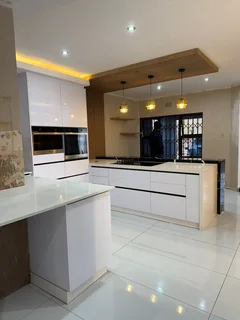 PROFESSIONAL,  EXPERIENCED,  COMPETENT AND SKILLED CARPENTER.