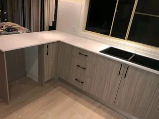 PROFESSIONAL,  EXPERIENCED,  COMPETENT AND SKILLED CARPENTER.