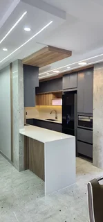 EXPERIENCED,  PROFESSIONAL,  SKILLED AND COMPETENT CARPENTER.