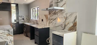 EXPERIENCED,  PROFESSIONAL,  SKILLED AND COMPETENT CARPENTER.