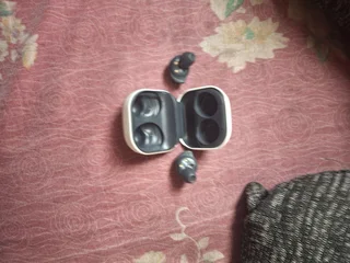 Samsung A35 5g &#43; Samsung earphones Fe