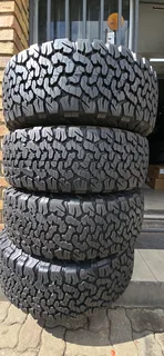 265 65 18 bfgoodrich tyres for sell
