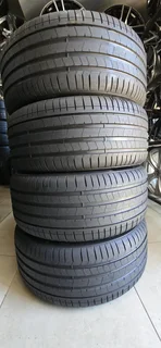 Brand new 285 45 21 pirelli P-Zero tyres for sell