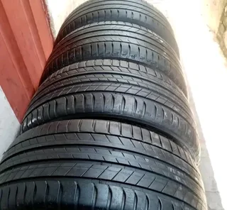 255 50 19.michelin Latitude Sport 3
