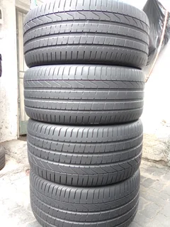 285 40 21.PIRELLI PZERO
