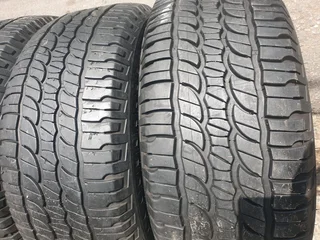 285 65 17.MICHELIN LTX FORCE