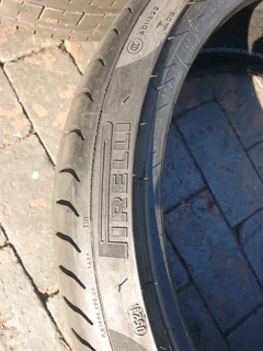 245 35 20.PIRELLI PZERO