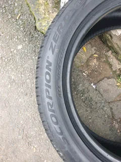 235 50 20.PIRELLI SCORPION ZERO