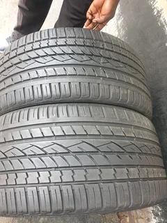 305 30 23.continental Cross Contact