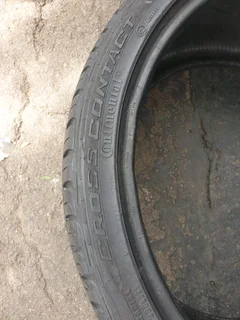 305 30 23.CONTINENTAL CROSS CONTACT