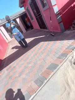 CHEAPEST PAVING INSTALLATIONS INCLUDING LABOUR AND MATERIALS