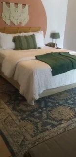 I'm Looking For A Job Extra 4 Days