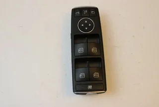 Front Door Window Switch For Mercedes A1669054400 W204