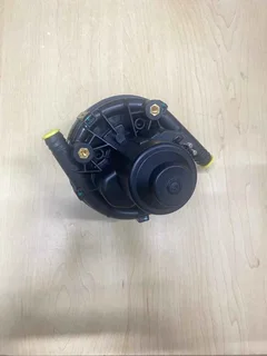 Mercedes Benz E350 E550 GL450 GL550 ML350 brand new secondary air injection pump