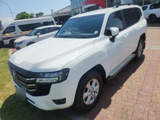2023 Toyota Land Cruiser 300 MY21 3.3D GX-R