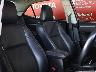 Toyota Corolla 1.6 Prestige CVT, Grey with 174000km, for sale!