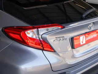 Toyota C-HR 1.2T Plus, Silver with 76000km, for sale!