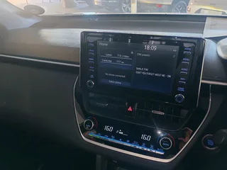 Toyota Corolla Cross MY21 1.8 Xr CVT, Silver with 12000km, for sale!