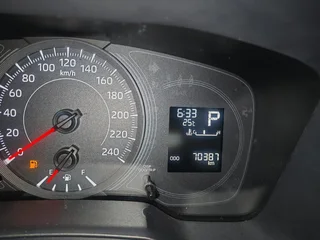 Toyota Corolla Cross MY21 1.8 Xi CVT, Red with 71000km, for sale!