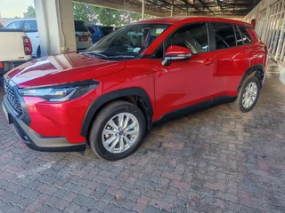 Toyota Corolla Cross MY21 1.8 Xi CVT, Red with 71000km, for sale!