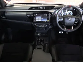 Toyota Hilux MY22.9 2.8 GD-6 GR-S 4X4, Silver with 28000km, for sale!