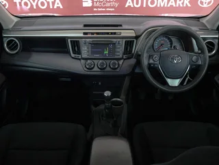 Toyota RAV4 2.0 GX 4x2, White with 116000km, for sale!