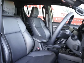 Toyota Hilux MY20.10 2.8 GD-6 4X4 Legend AT DC, Tan with 6500km, for sale!