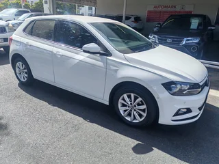 Volkswagen Polo 1.0 Comfortline, White with 72000km, for sale!