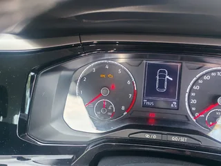 Volkswagen Polo 1.0 Comfortline, White with 72000km, for sale!