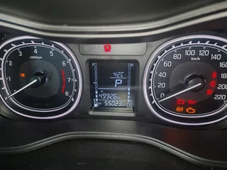 Toyota Urban Cruiser 1.5 XR AT, White with 53000km, for sale!