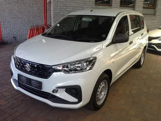 Suzuki Ertiga 1.5 GA, White with 2000km, for sale!