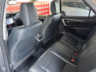 Toyota Fortuner MY20.11 2.8 GD-6 Raised Body VX AT, Grey with 74500km, for sale!