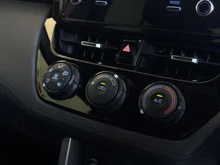 Toyota Corolla Cross MY21 1.8 Xi CVT, Red with 71000km, for sale!