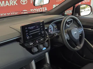 Toyota Corolla Cross MY21 1.8 Xi CVT, Red with 71000km, for sale!