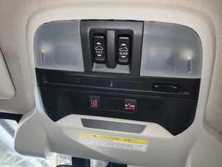 Subaru XV 2.0i-S ES CVT, White with 93500km, for sale!