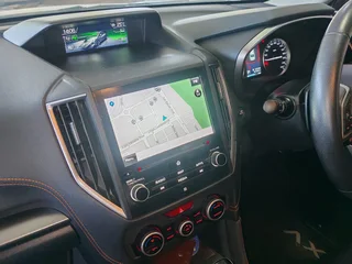 Subaru XV 2.0i-S ES CVT, White with 93500km, for sale!