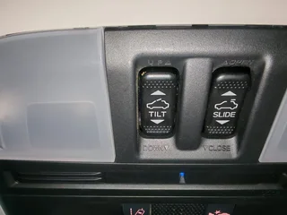 Subaru XV 2.0i-S ES CVT, White with 93500km, for sale!