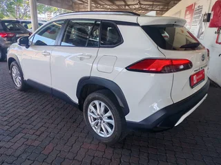 Toyota Corolla Cross MY21 1.8 Xs CVT, White with 41000km, for sale!