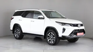 White Toyota Fortuner 2.4 GD-6 Raised Body AT with 38000km available now!