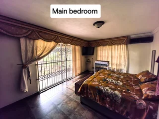 4 Bedroom 3 Bathroom Townhouse for sale in Avoca