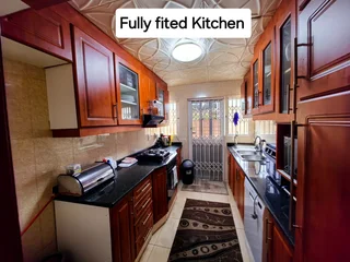 4 Bedroom 3 Bathroom Townhouse for sale in Avoca