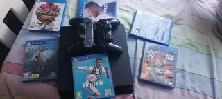 Ps4 console/controllers/ps4 games