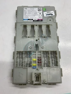 BMW 5 Series G30 G31 520d B47 Engine ECU Lockset DDE 0281034204  8598154