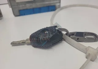 BMW ECU Lock Set Fits 5 Series E39 525d M57 2001 Automatic 0281010314 7788310