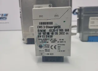 BMW ECU Lock Set Fits 5 Series E39 525d M57 2001 Automatic 0281010314 7788310