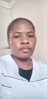 Carer noleen with 4 yrs experience