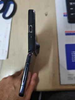 Samsung Z Fold 4 (Inner Screen not working and hinge is not straight)
