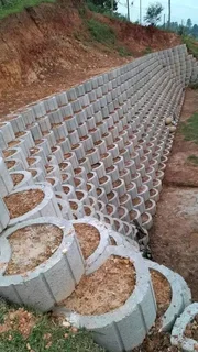 Retaining wall