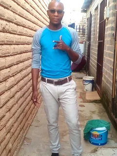 REFF, I AM A WELL EXPERIENCED MALAWIAN MAN LOOKING FOR A HOUSECLEANING AND GARDENING JOB