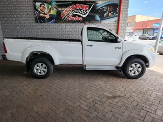 2005 Toyota Hilux 2.7 VVT-i  CALL NOW- ONKE&#64; 0600197015